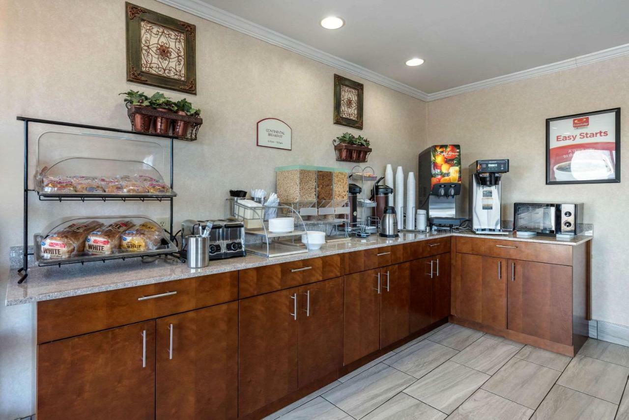 Econo Lodge Lexington Eksteriør billede
